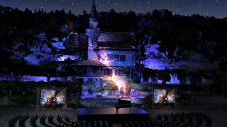 Снимка: "Една нощ в Двореца": Първи по рода си мултимедиен спектакъл тази вечер в Балчик