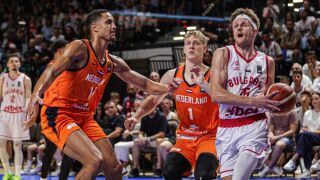 Националите с нова грешна стъпка, Везенков на трибуните (СНИМКИ и ВИДЕО)