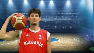 Александър Стоименов - момчето, което играеше на измислени кошове и стигна до националния отбор (ВИДЕО)