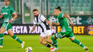 Лудогорец стъпи накриво в Първа лига