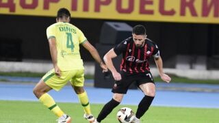 Македонци обърнаха Лудогорец, 38-годишен наказа 