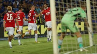 Синьото лято си отива: 0:2 от АЗ Алкмаар (СНИМКИ)