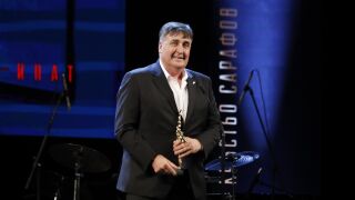Веселин Маринов на 65! "За мен е късмет, че посрещам рождения си ден на сцената с обичта на публиката"