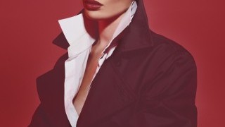 Върнете се в 90-те с един изкусително красив календар