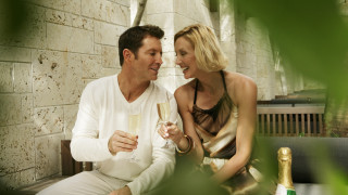 Научно изследване: Двойките, които пият заедно живеят по-дълго 