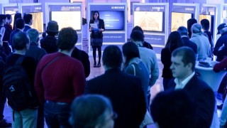 Samsung дигитализира фонда на Националната художествена галерия
