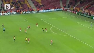 Арсенал окончателно разгромява Галатасарай за 1:4 (ВИДЕО)