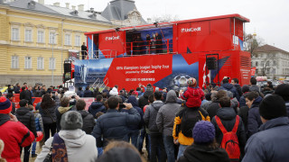 Стотици фенове видяха Купата на Шампионската лига (ВИДЕО)