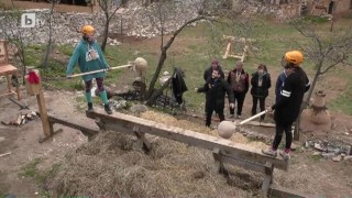 Дуелът на приятелките