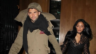 Григор със странна качулка и Никол под ръка (СНИМКИ)