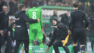 Треньор от Бундеслигата може да бъде наказан за култова симулация (ВИДЕО)