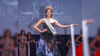 Теодора Мудева от Бургас е новата „Мис България“