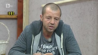 Каква е мотивацията на Нури да участва във 