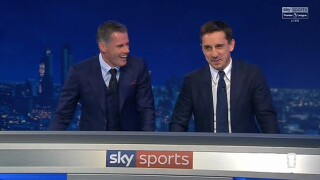 Карагър се присмя на Невил преди дербито