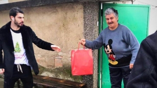Галин Иванов помага на социално слаби семейства в родния Казанлък