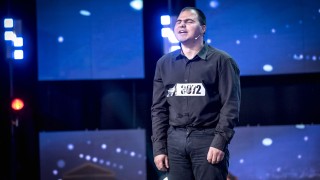 Как един незрящ човек се справя с предизвикателствата на ежедневието и развива дарбите си? 