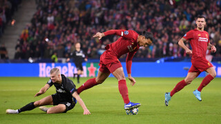 Арлинг Холанд побесня - поиска вода, само за да хвърли бутилката (ВИДЕО)