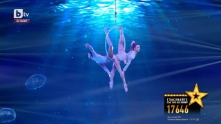 Симона и Бояна: Повелителките на обръча