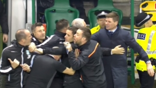 Грубо нарушение накара Стивън Джерард да си изпусне нервите (ВИДЕО)