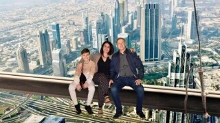 Дерменджиев отмаря в Дубай (СНИМКИ)