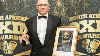 Рефер с над 1100 двубоя ръководи Пулев - Джошуа