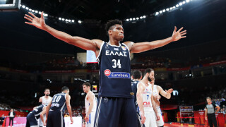 Гръцки национал подписа най-скъпия договор в НБА