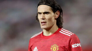 3 мача наказание и глоба за Кавани заради расистка публикация