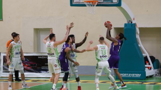 Израелци разгромиха 