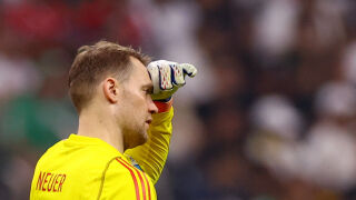 Въпреки провала: Мануел Нойер влезе в историята