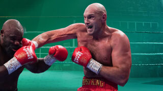 Циганския крал премаза Чисора за трети път