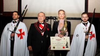 Стефка Костадинова с приз 