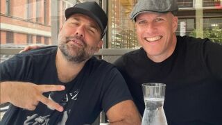 Американски журналист почина в Катар, брат му твърди, че е убит