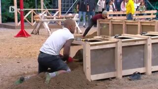 Мъжете финалисти мерят сили в първата битка
