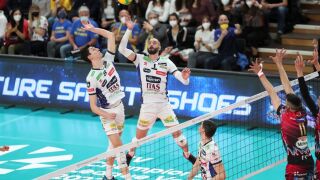 Казийски ще играе за титла в Бразилия