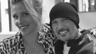 Съпругата на Синиша: Ще направя хиляди звезди и целият свят ще се влюби в нощта...