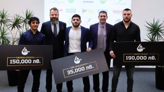 Данаил Ганчев раздаде 375 000 лв. на борците