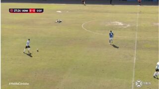 За втори път: Сърбин с имплант колабира на терена (ВИДЕО)