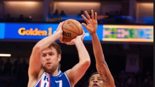 Сакраменто отчая Бруклин с 25 тройки (ВИДЕО)