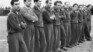 На 24 декември: Левски бие ЦСКА за ЧРД на Сталин