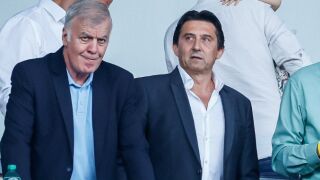 Феновете на Левски: Сираков вън! Жесток автогол! (ВИДЕО)