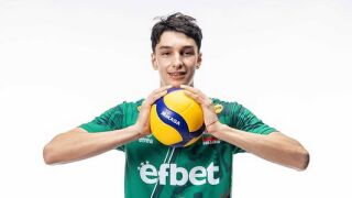 Симеон Николов вече е в Сибир