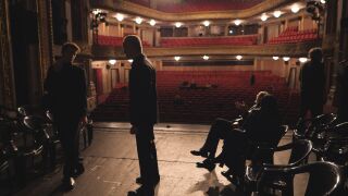 Снимка: „Глембаеви“ в Народния театър: История за една фамилия, много тайни и морал на ръба