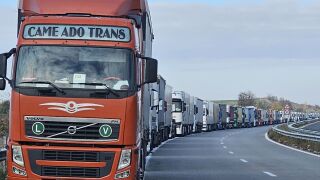 Снимка: Спокойна обстановка на българо-македонската граница, няма сериозно струпване на камиони