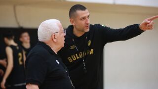 От учител към ученик, от ученик към учител (ВИДЕО)