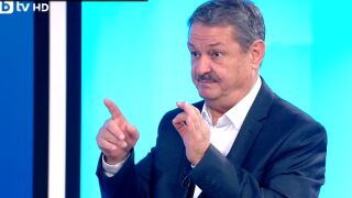 Снимка: Проф. Рачев: Сняг в обозримото бъдеще няма. Децата ще трябва да изкарат една кафява Коледа