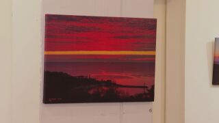 Снимка: „Пътят на слънцето“: Благотворителна фотоизложба във Варна събира средства за пострадало момиче