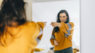 Емили Бронте ~ Гордите хора сами си докарват мъки и неприятности (СНИМКИ + ВИДЕО)