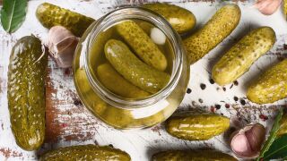 Малките кисели краставички са на изчезване!