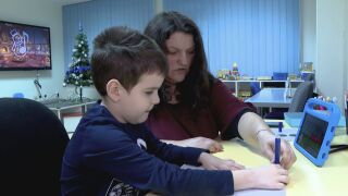 Снимка: „Той спря тотално да говори на 3“: Българската Коледа е дава шанс за пълноценен живот на Теодор