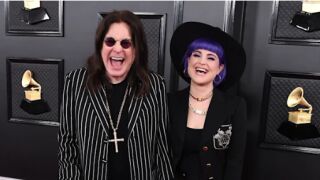 Неочаквано! Кели Озбърн по-близка от всякога с брат си Луис - ето кое събитие ги обедини (ВИДЕО)